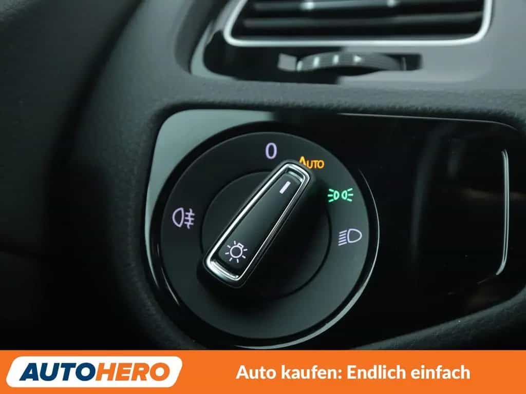 Volkswagen Golf VII 1.5 TSI ACT Highline BM*NAVI*LED*ACC* 03/2019-photo-25