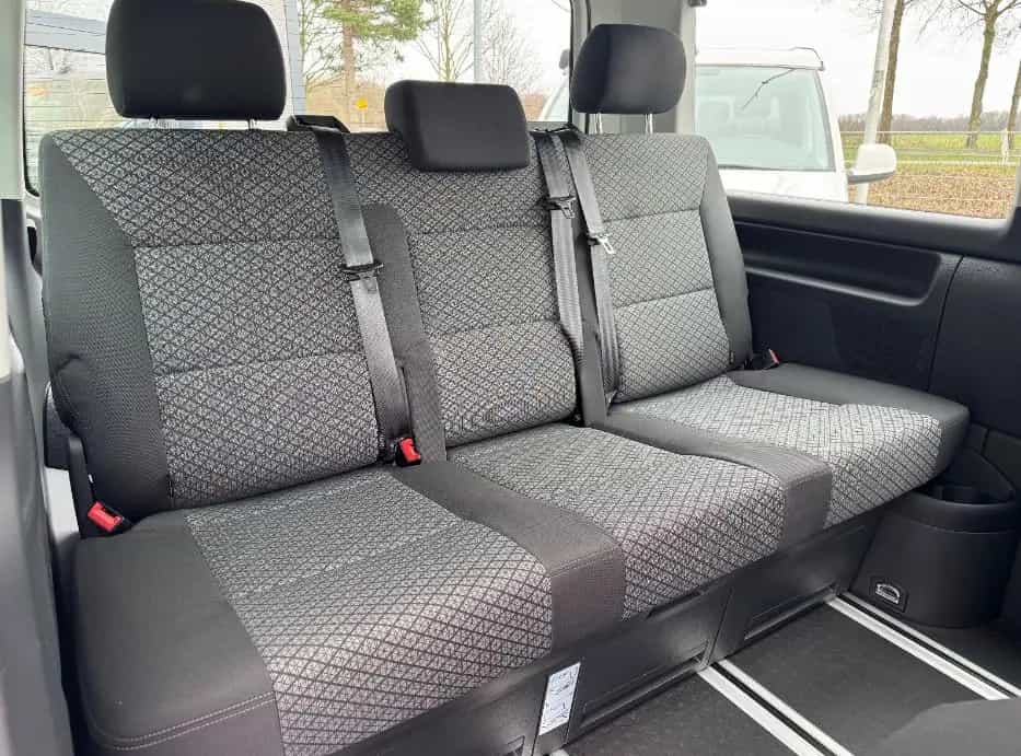 Volkswagen Transporter Multivan Family *1.HAND/7.SITZER/AHK* 12/2020-photo-17