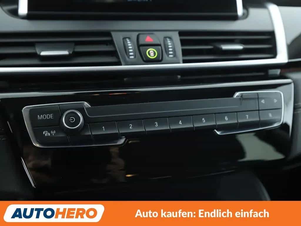 BMW 218 Gran Tourer 218i Gran Tourer Sport Line Aut.*NAV*TEMP* 07/2019-photo-21