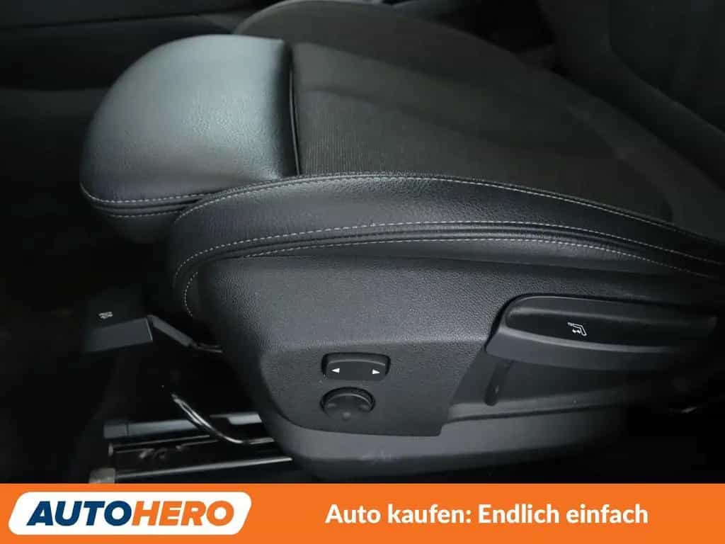 BMW 218 Gran Tourer 218i Gran Tourer Sport Line Aut.*NAV*TEMP* 07/2019-photo-24