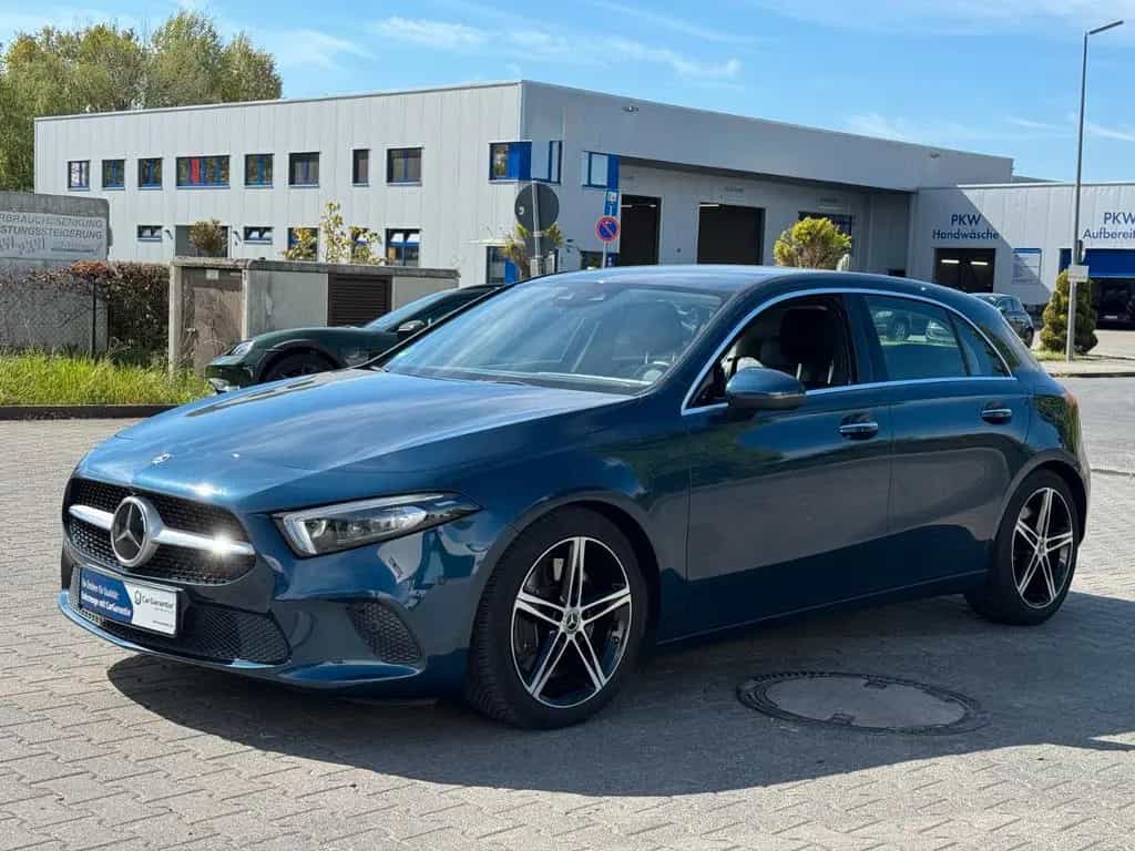 Mercedes-Benz A-Class 250 Garantie *nur 35000 Km*Keyless *Memory*AMG 12/2019-photo-1