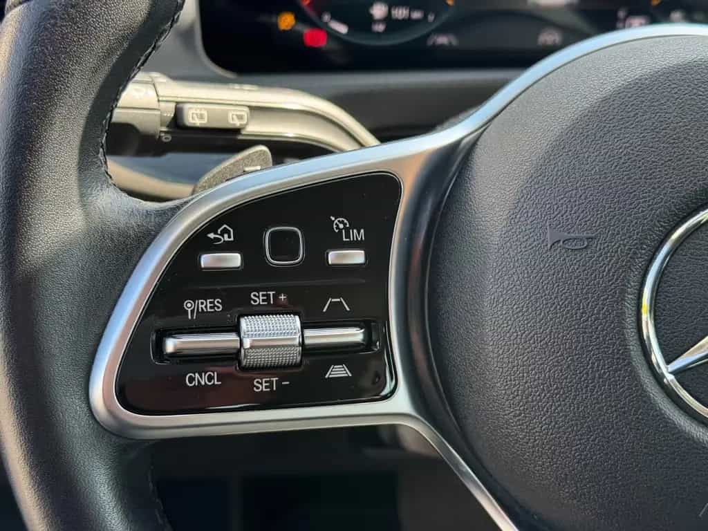 Mercedes-Benz A-Class 250 Garantie *nur 35000 Km*Keyless *Memory*AMG 12/2019-photo-23