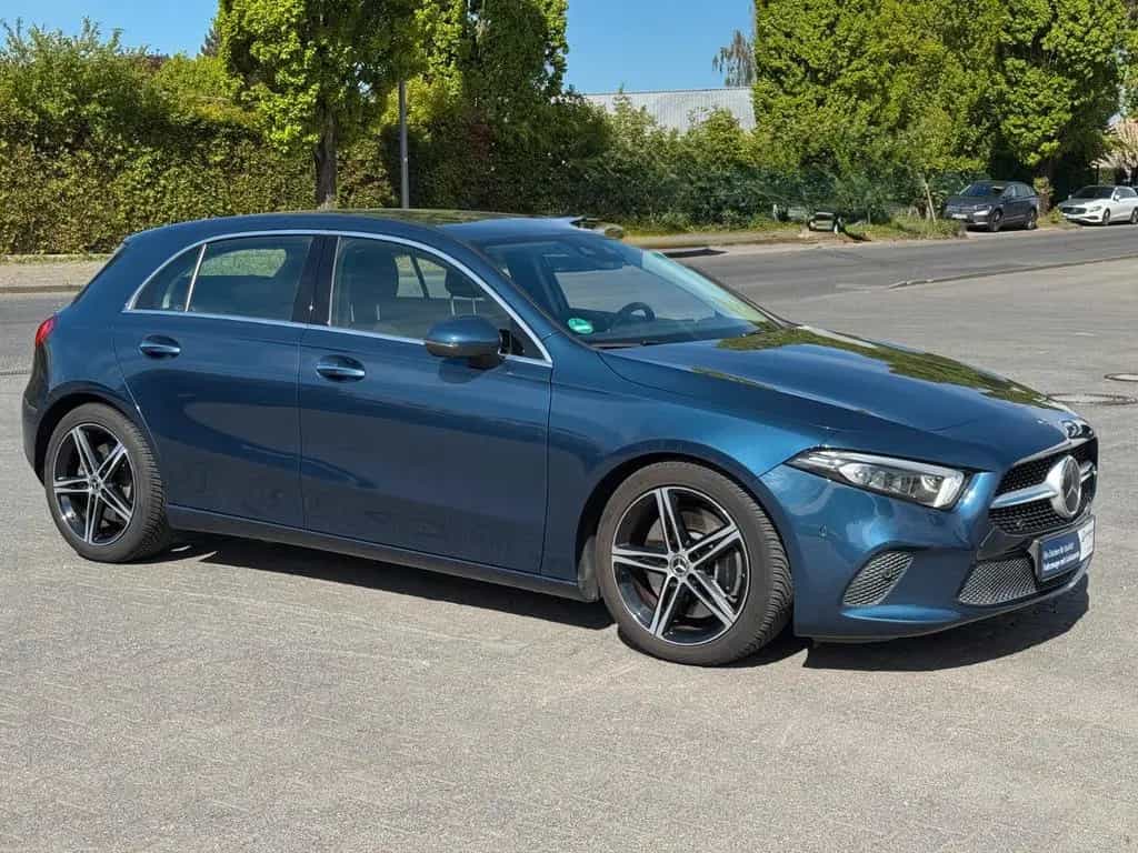 Mercedes-Benz A-Class 250 Garantie *nur 35000 Km*Keyless *Memory*AMG 12/2019-photo-6
