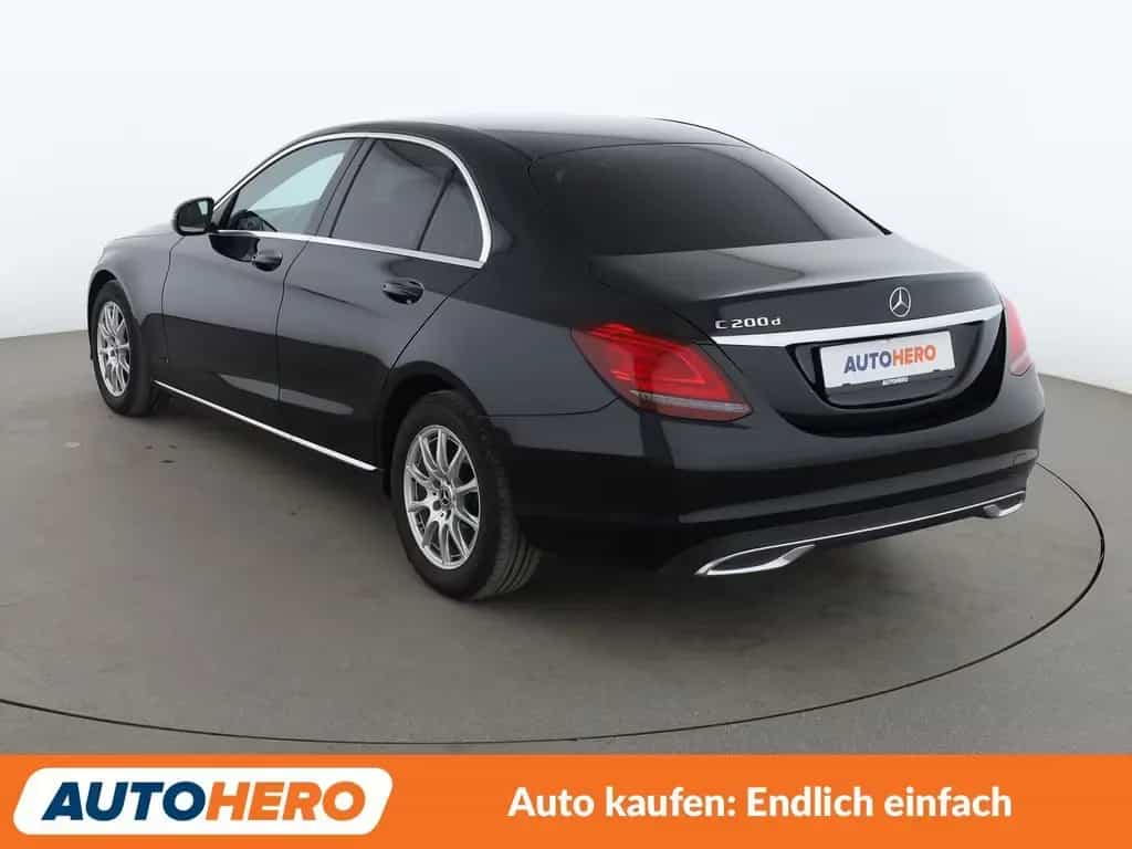 Mercedes-Benz C-Class C 200 d Avantgarde Aut.*LED*TEMPO*PLA* 11/2019-photo-3