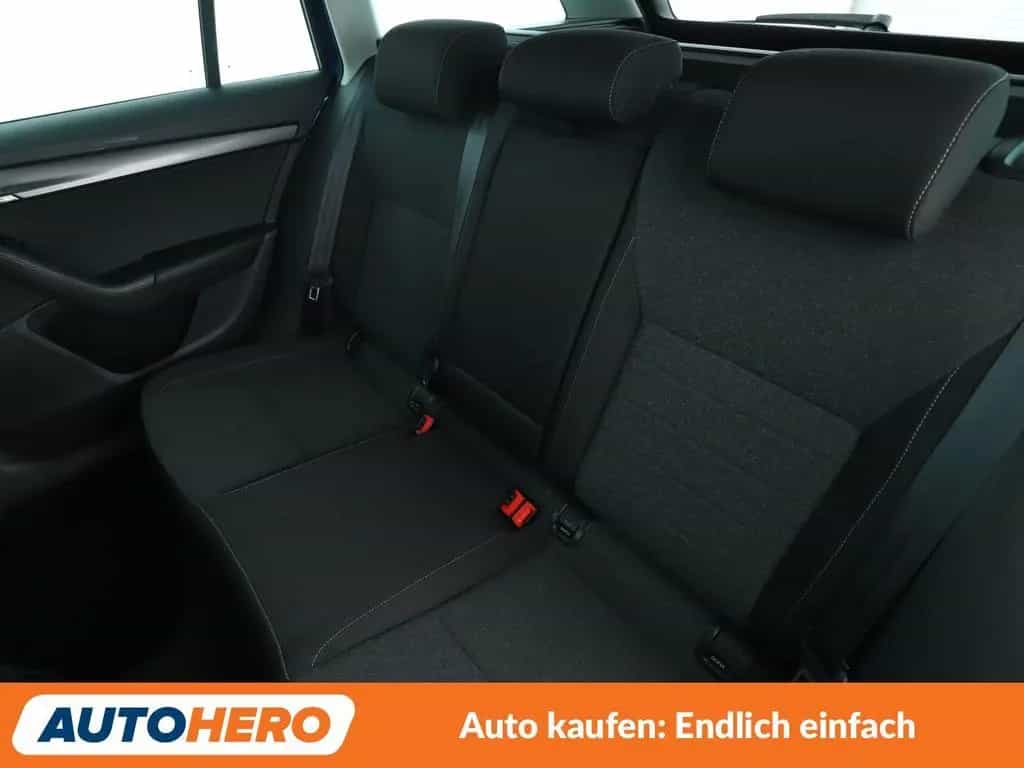 Skoda Octavia 2.0 TSI Soleil 4x4 Aut.*NAVI*ACC*CANTON* 11/2019-photo-13