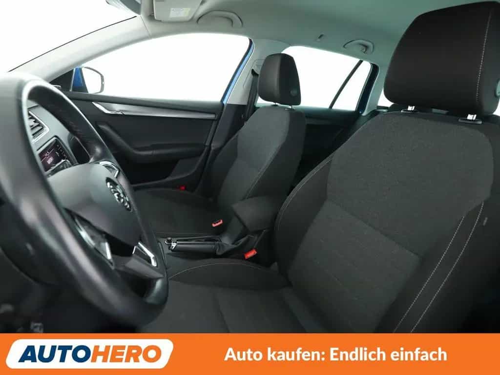 Skoda Octavia 2.0 TSI Soleil 4x4 Aut.*NAVI*ACC*CANTON* 11/2019-photo-9