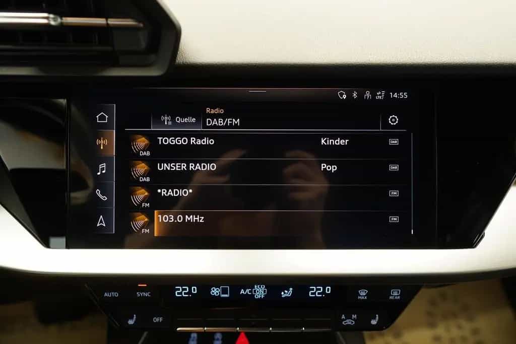 Audi A3 SB 30 TFSI S-tr. "SITZH*NAVI*VIRTUAL*AVV*L 02/2021-photo-32