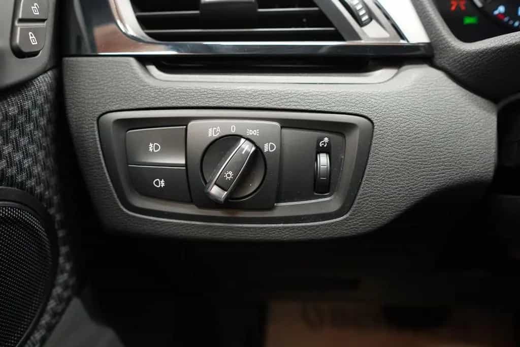 BMW X1 sDrive18d Aut. "R-KAM*LED*NAVI"CARPLAY" 07/2018-photo-25