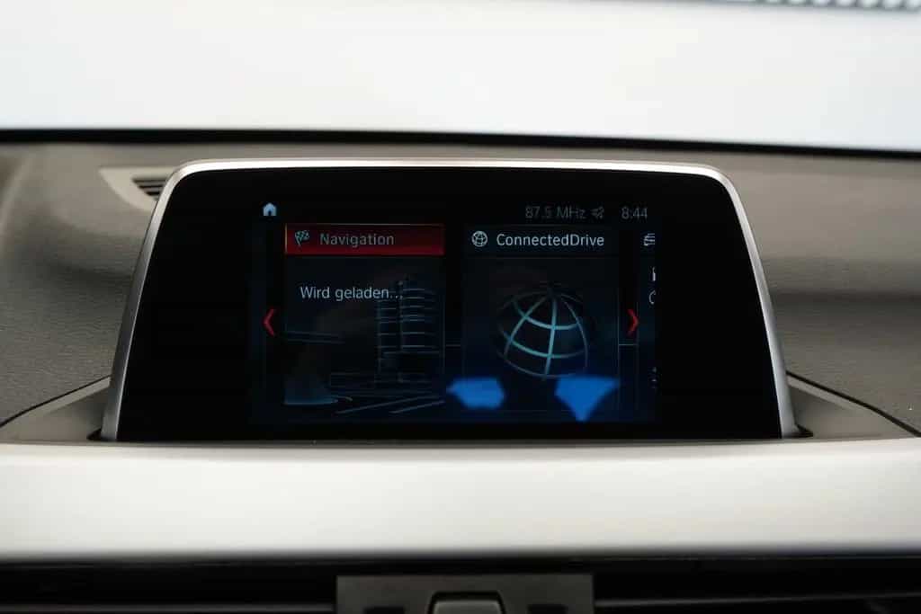 BMW X1 sDrive18d Aut. "R-KAM*LED*NAVI"CARPLAY" 07/2018-photo-29
