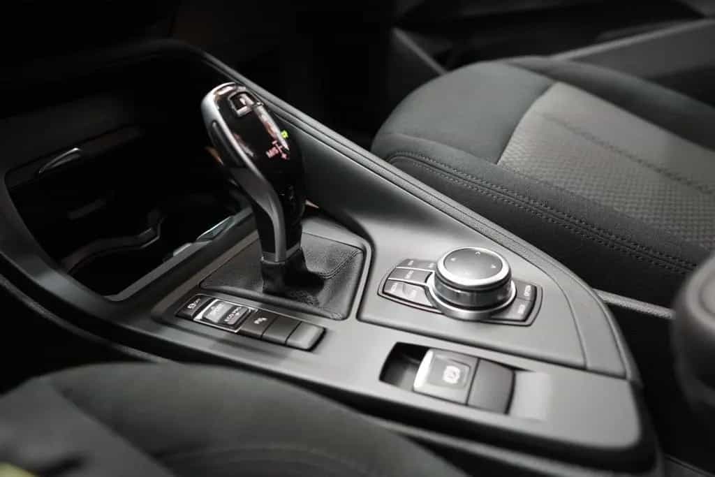 BMW X1 sDrive18d Aut. "R-KAM*LED*NAVI"CARPLAY" 07/2018-photo-31