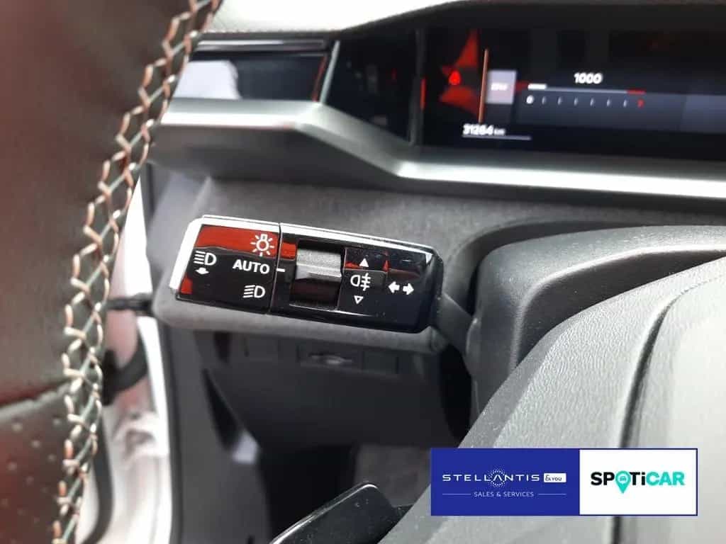 Opel Grandland 1.2 Mild-Hybrid GS 02/2025-photo-18
