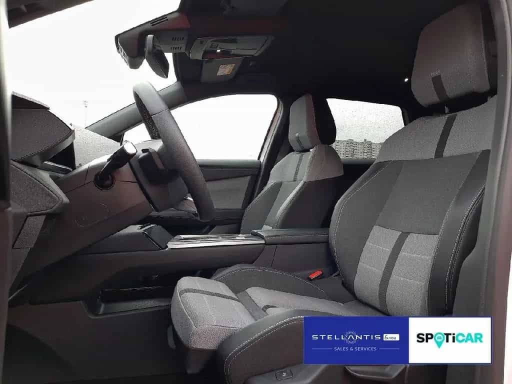Opel Grandland 1.2 Mild-Hybrid GS 02/2025-photo-9