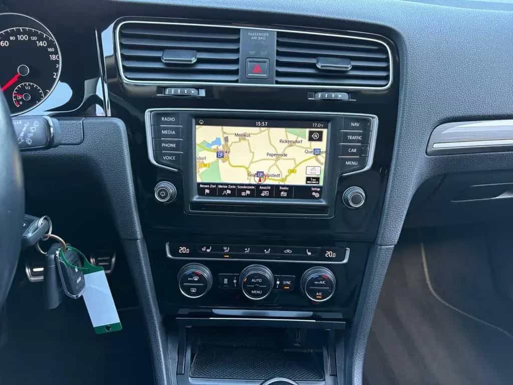 Volkswagen Golf Variant 1.4 TSI Comfortline Garantie Navi S 09/2016-photo-24