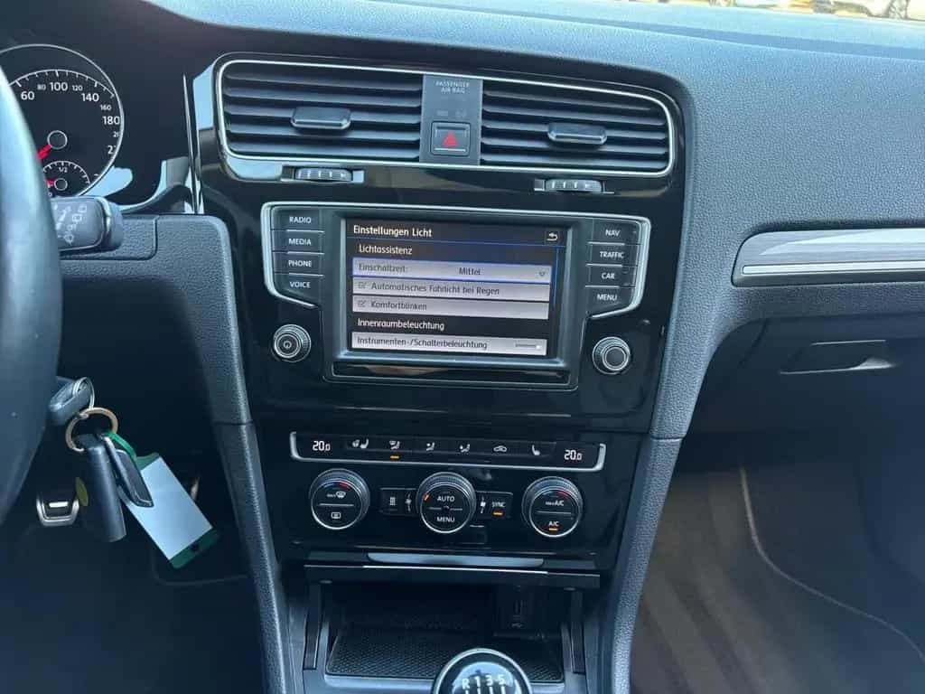 Volkswagen Golf Variant 1.4 TSI Comfortline Garantie Navi S 09/2016-photo-27