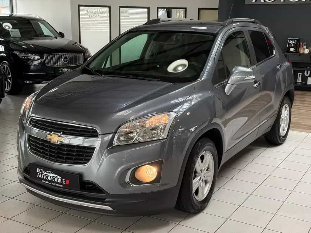 Chevrolet Trax 10/2013-photo-2