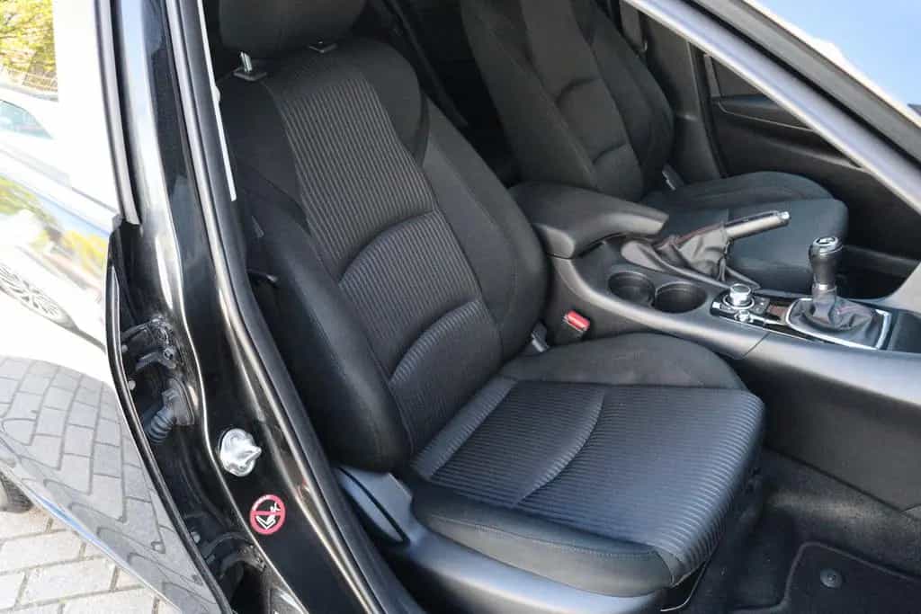 Mazda 3 Lim. 2.0 Center-Line Navi Sitzheizung PDC 03/2016-photo-11