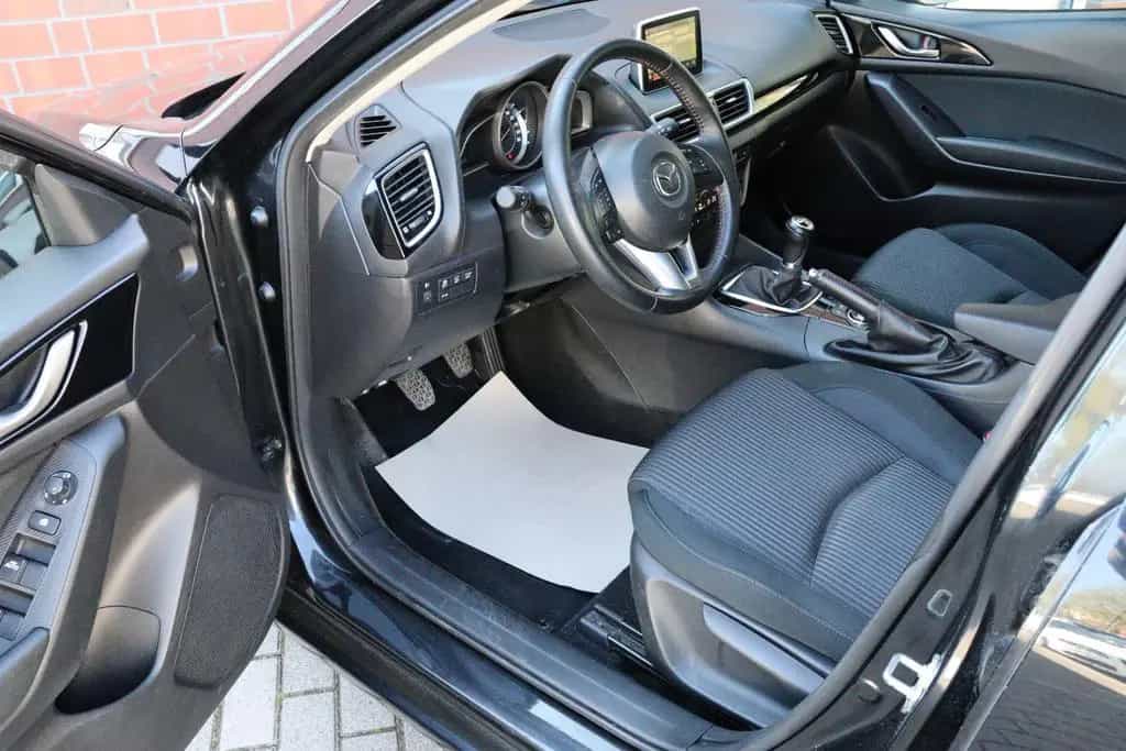 Mazda 3 Lim. 2.0 Center-Line Navi Sitzheizung PDC 03/2016-photo-13