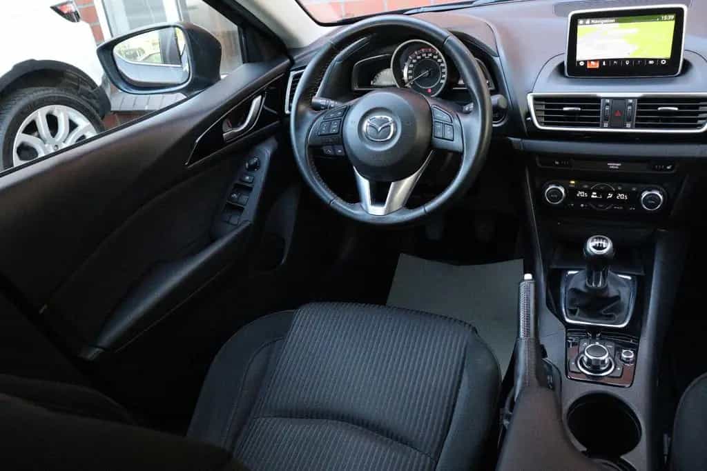 Mazda 3 Lim. 2.0 Center-Line Navi Sitzheizung PDC 03/2016-photo-19