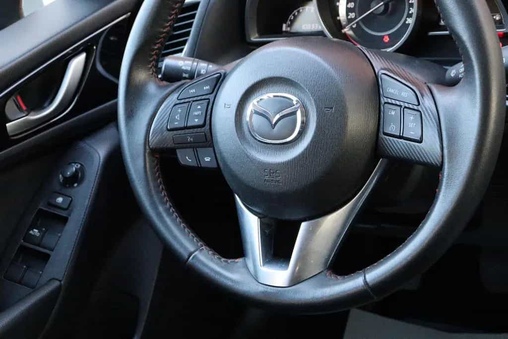Mazda 3 Lim. 2.0 Center-Line Navi Sitzheizung PDC 03/2016-photo-22