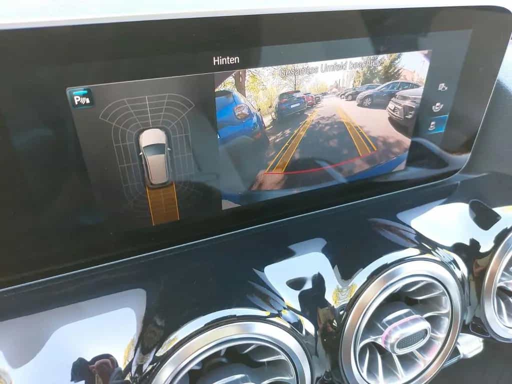 Mercedes-Benz B 200 1.Hd Pano KAMERA Ambiente 06/2019-photo-19