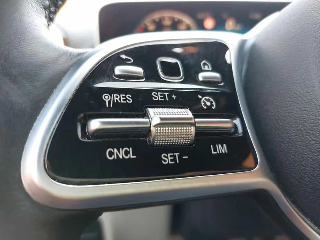 Mercedes-Benz B 200 1.Hd Pano KAMERA Ambiente 06/2019-photo-23