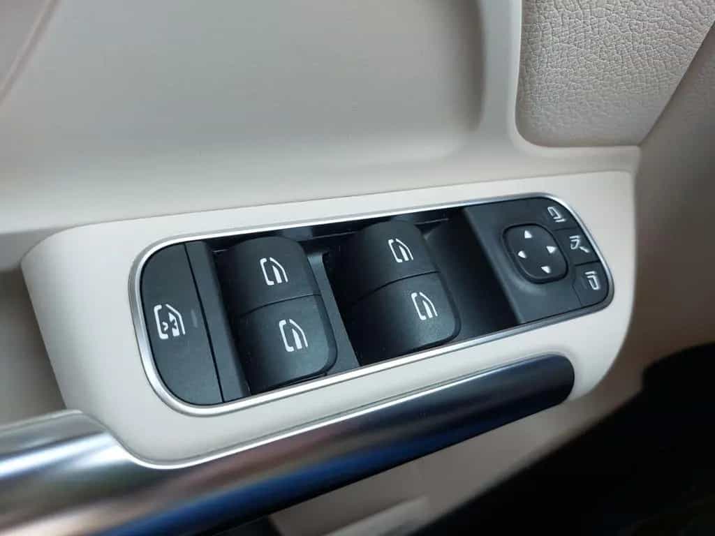 Mercedes-Benz B 200 1.Hd Pano KAMERA Ambiente 06/2019-photo-25