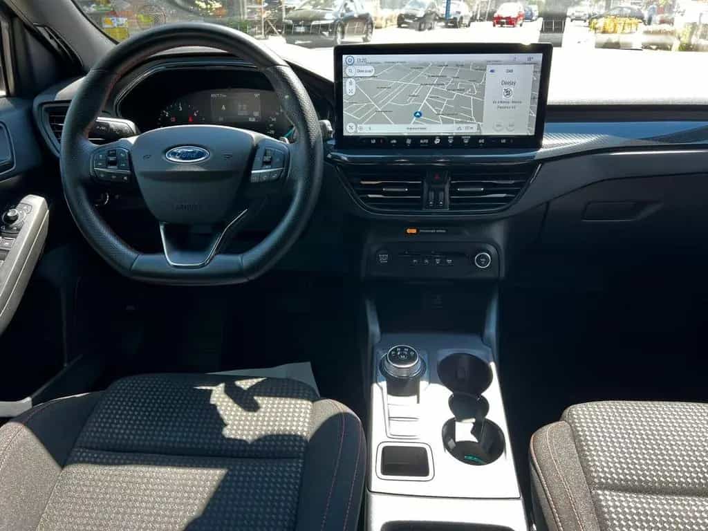 Other Ford Focus 1.5 EcoBlue 120 CV automatico SW ST-L 03/2023-photo-7