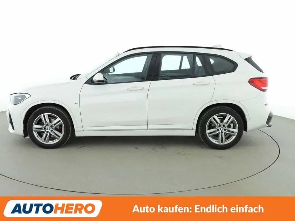 BMW X1 sDrive 18i M Sport Aut.*NAVI*CAM*LED*TEMPO* 03/2020-photo-1