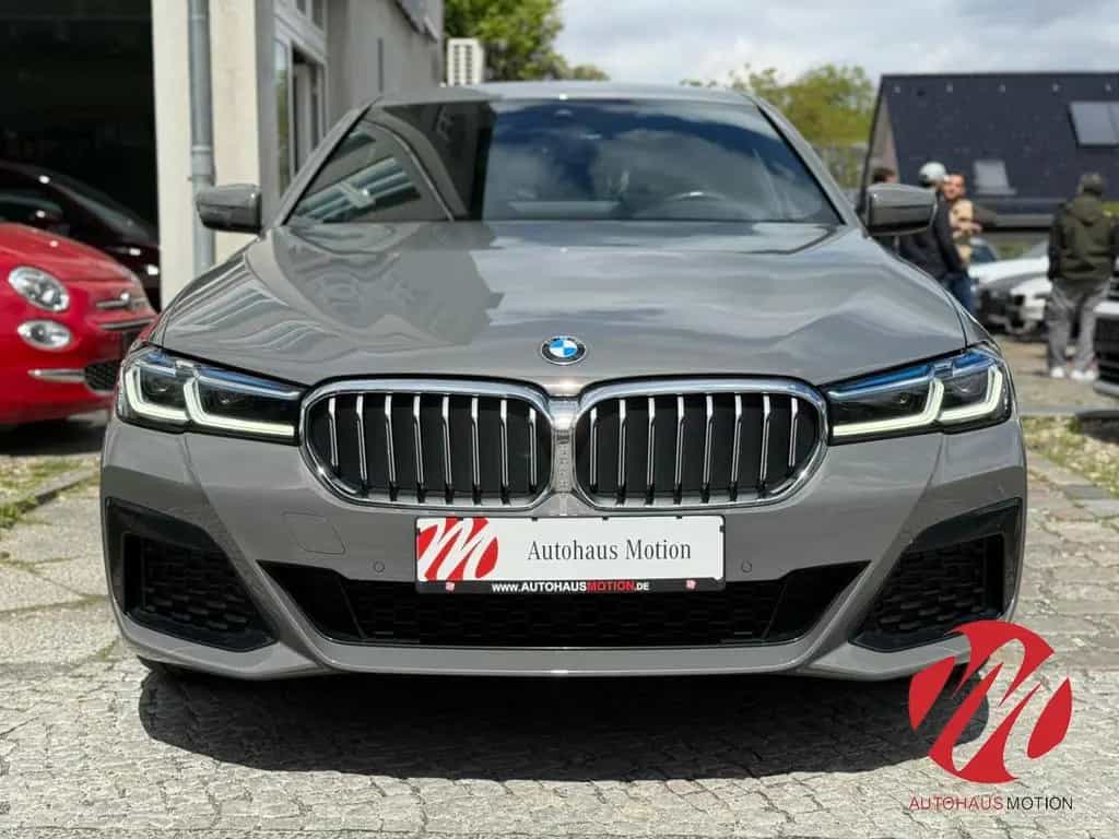 BMW 520 d xDrive M Sport Touring Laser Navi HUD ACC 09/2021-photo-1