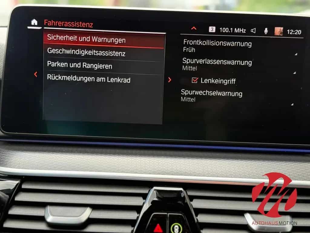 BMW 520 d xDrive M Sport Touring Laser Navi HUD ACC 09/2021-photo-25