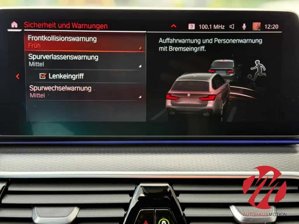 BMW 520 d xDrive M Sport Touring Laser Navi HUD ACC 09/2021-photo-26