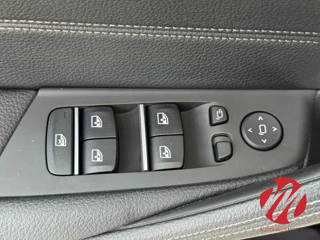 BMW 520 d xDrive M Sport Touring Laser Navi HUD ACC 09/2021-photo-31