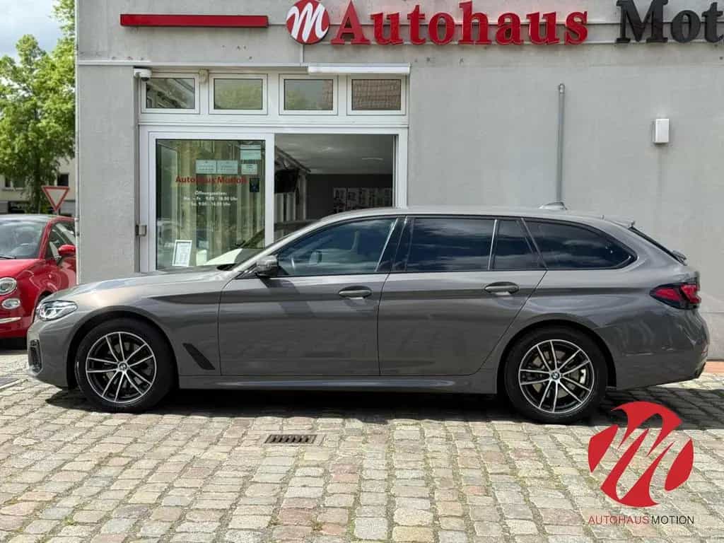 BMW 520 d xDrive M Sport Touring Laser Navi HUD ACC 09/2021-photo-7