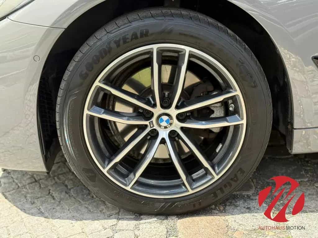 BMW 520 d xDrive M Sport Touring Laser Navi HUD ACC 09/2021-photo-8