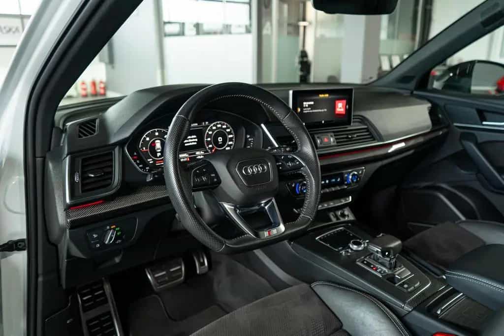 Audi Q5 40 TDI quattro sport S-line competition STHZ 01/2020-photo-13