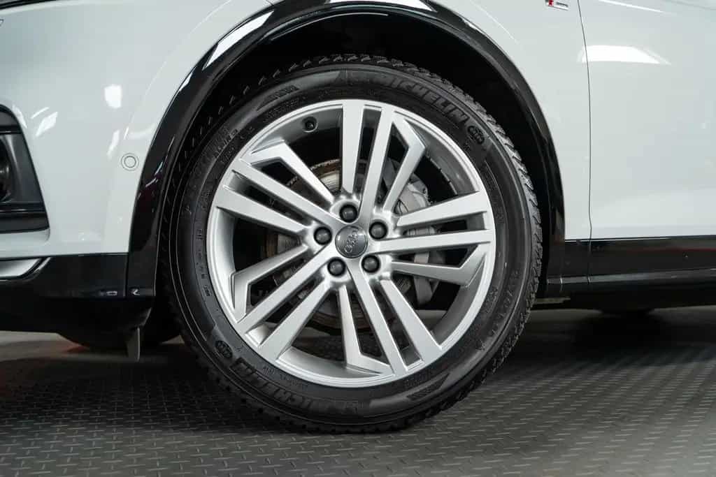 Audi Q5 40 TDI quattro sport S-line competition STHZ 01/2020-photo-2