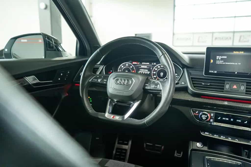 Audi Q5 40 TDI quattro sport S-line competition STHZ 01/2020-photo-23