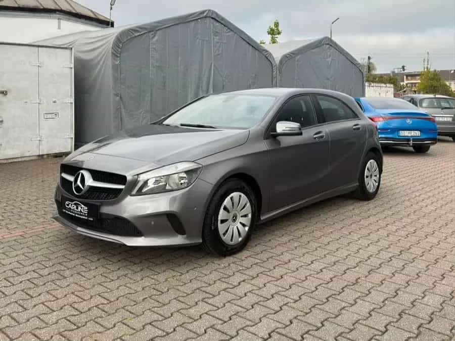 Mercedes-Benz A-Class A A 180 BlueEfficiency 09/2017-photo-2