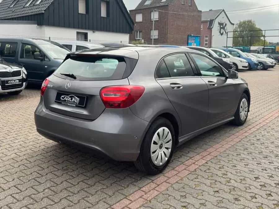 Mercedes-Benz A-Class A A 180 BlueEfficiency 09/2017-photo-7