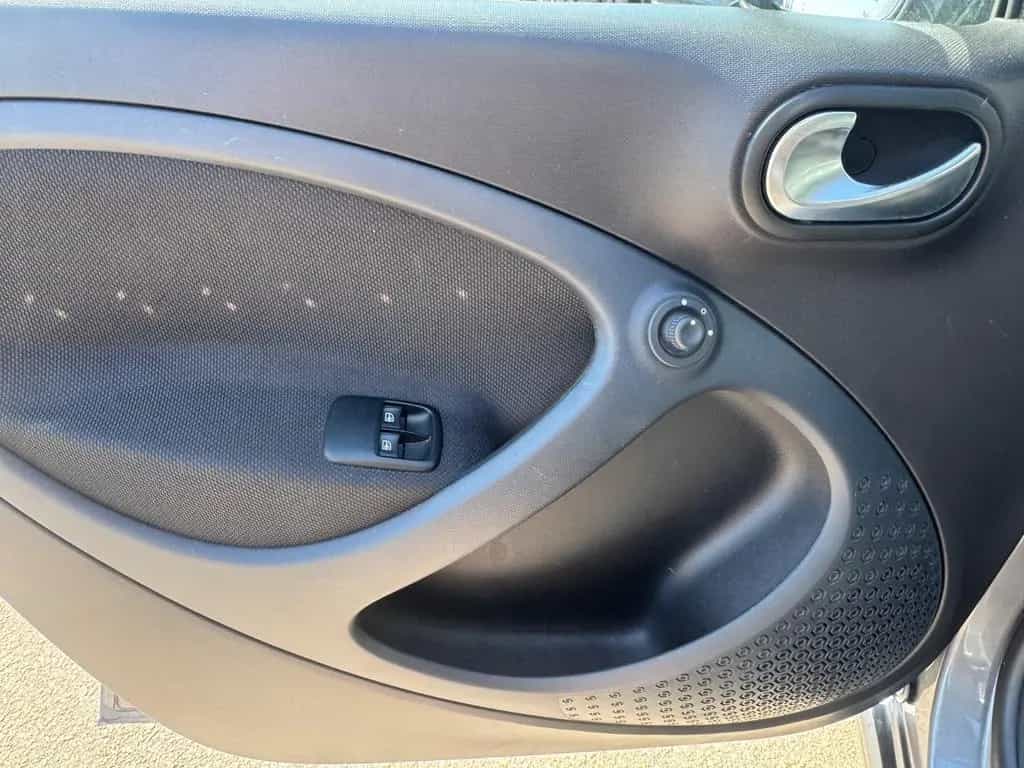 Smart ForFour 0.9 BRABUS XCLUSIVE*SZHZ*PANO*TÜV/4-2028 11/2016-photo-11
