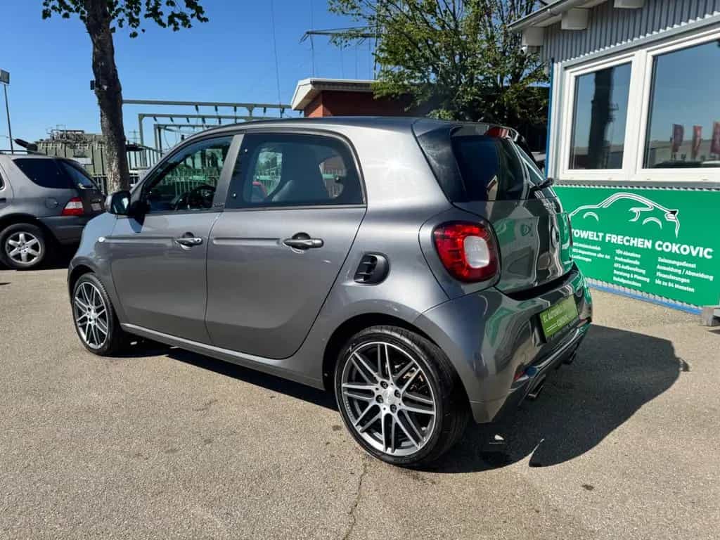 Smart ForFour 0.9 BRABUS XCLUSIVE*SZHZ*PANO*TÜV/4-2028 11/2016-photo-5