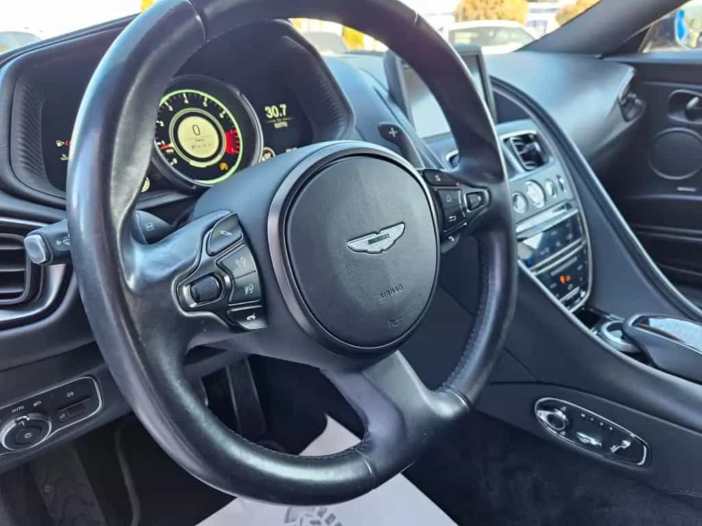 Aston Martin DB11 4.0 V8 -Scheckheft -Deutsches Fzg. 09/2020-photo-17
