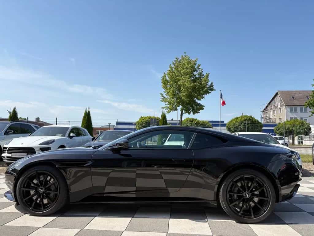 Aston Martin DB11 4.0 V8 -Scheckheft -Deutsches Fzg. 09/2020-photo-3