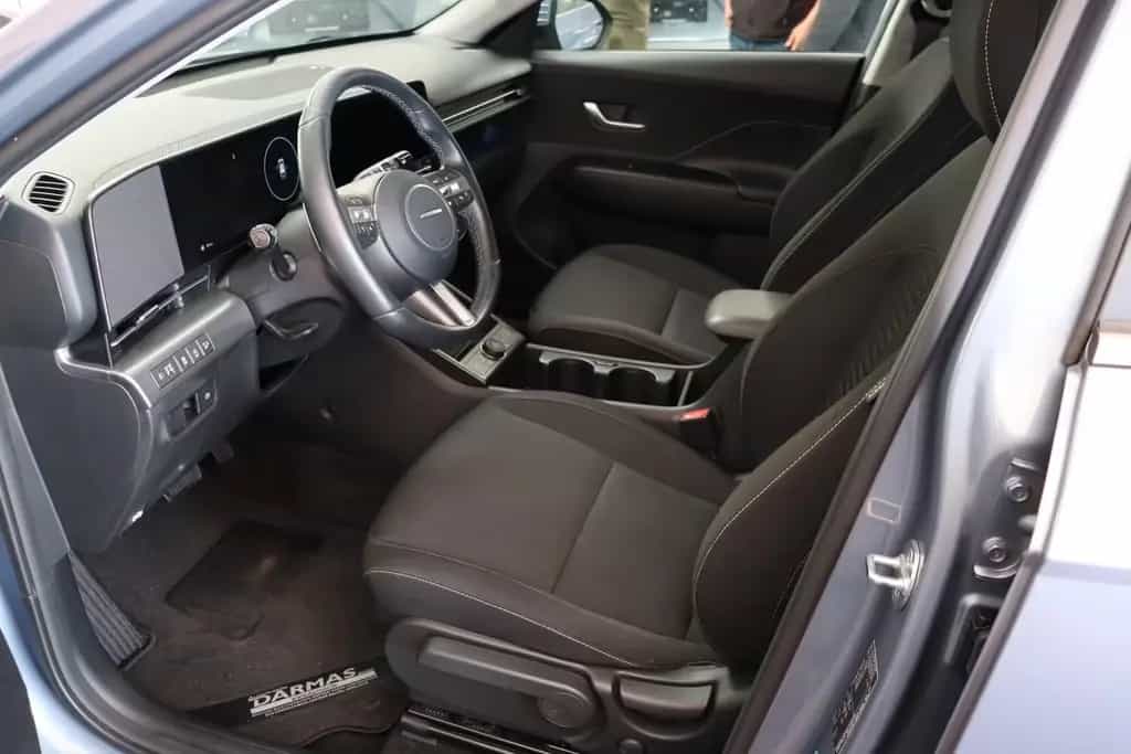 Hyundai Kona 1.0 Automatik Navi Kamera PDC v+h Alu17 02/2024-photo-8