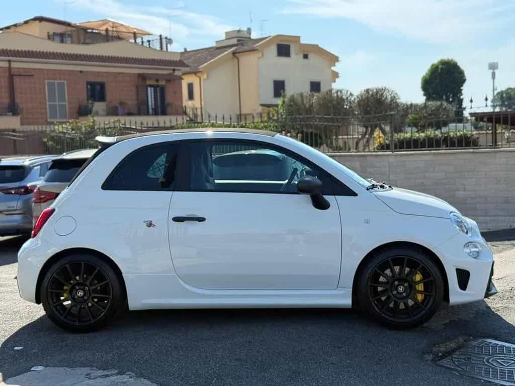 Abarth 695C Competizione 1.4 t-jet 180cv auto SA 02/2025-photo-10