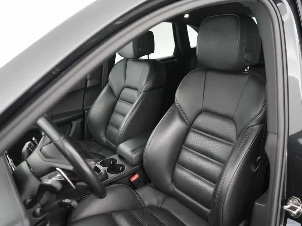 Porsche Macan 2.0 T 12/2022-photo-10