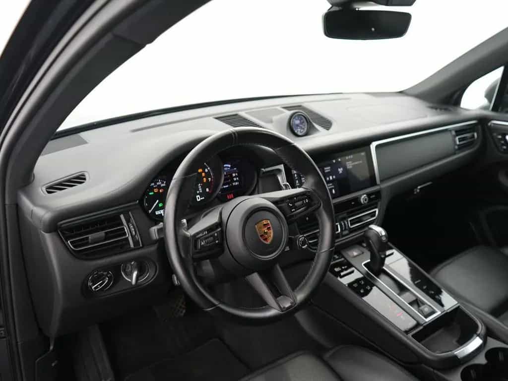 Porsche Macan 2.0 T 12/2022-photo-12