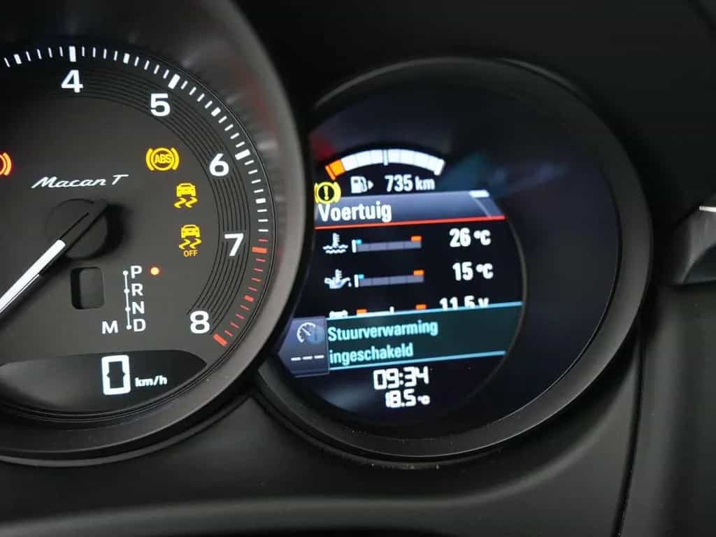 Porsche Macan 2.0 T 12/2022-photo-24