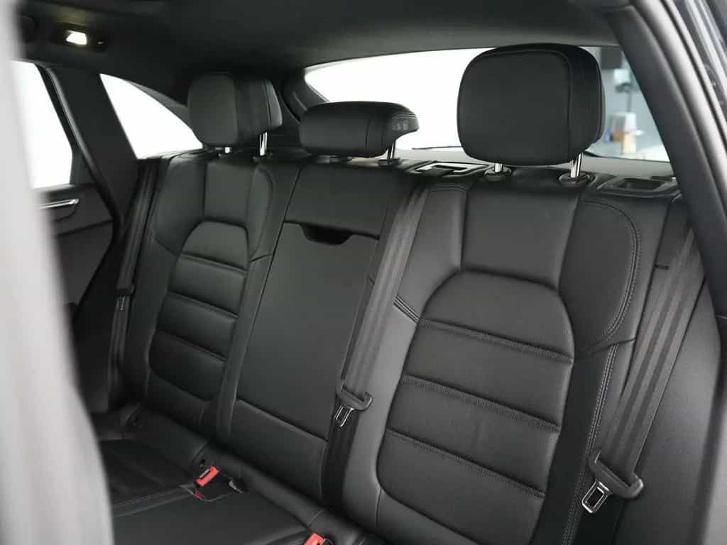 Porsche Macan 2.0 T 12/2022-photo-29