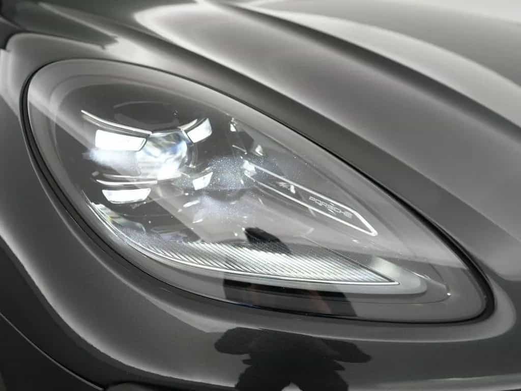 Porsche Macan 2.0 T 12/2022-photo-39